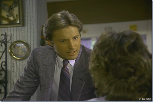 2.13 SPIDERWEB.avi_001981948