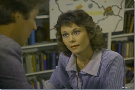 2.13 SPIDERWEB.avi_001983450