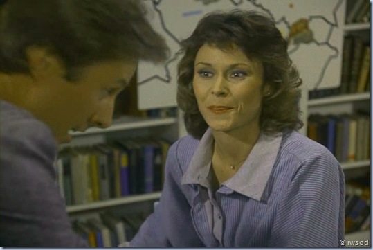 2.13 SPIDERWEB.avi_001983950