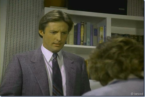 2.13 SPIDERWEB.avi_002035468