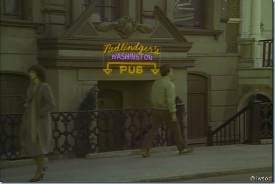 1Carwars.avi_001015849