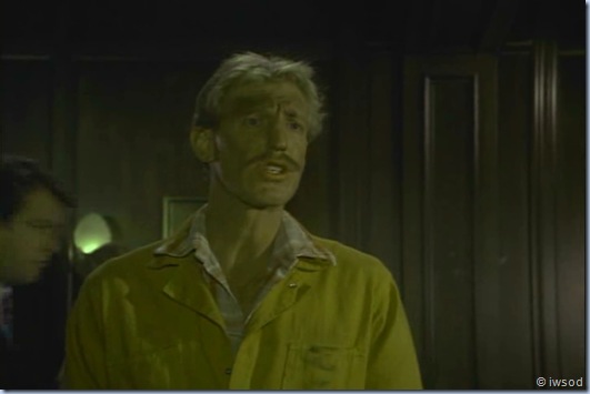 1Carwars.avi_001141574