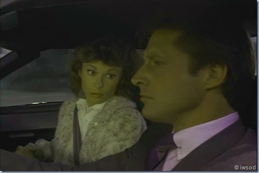 2.18 CAR WARS.avi_000486753