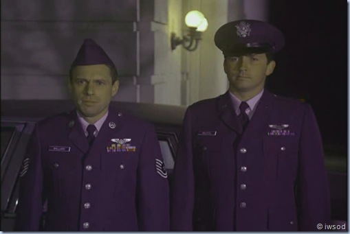 2.15 A RELATIVE SITUATION.avi_000539673