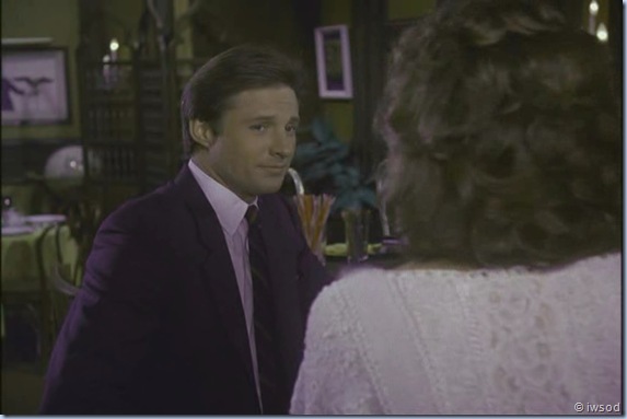 2.15 A RELATIVE SITUATION.avi_000571705