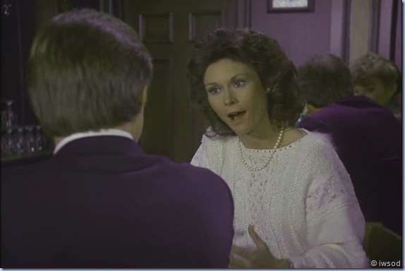 2.15 A RELATIVE SITUATION.avi_000573707