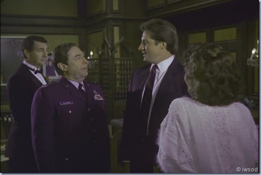 2.15 A RELATIVE SITUATION.avi_000582215