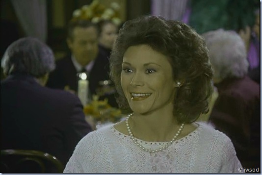 2.15 A RELATIVE SITUATION.avi_000618752