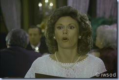 2.15 A RELATIVE SITUATION.avi_000647781