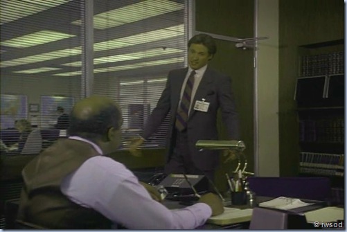 CarWars.avi_002318585