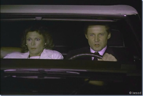 2.15 A RELATIVE SITUATION.avi_000902535