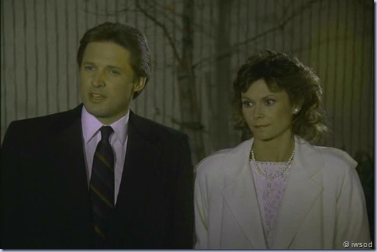 2.15 A RELATIVE SITUATION.avi_000984184