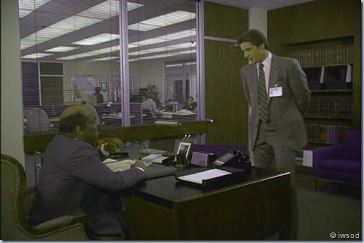 2.15 A RELATIVE SITUATION.avi_001074774