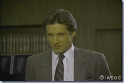 2.15 A RELATIVE SITUATION.avi_001112312