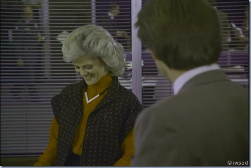 2.15 A RELATIVE SITUATION.avi_001134334