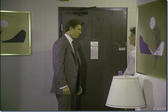 2.15 A RELATIVE SITUATION.avi_001794594