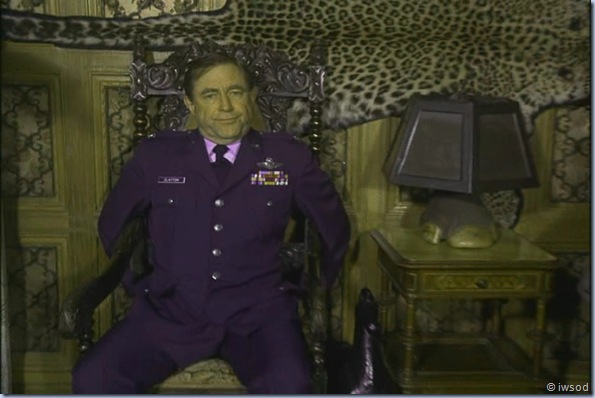 2.15 A RELATIVE SITUATION.avi_002106873