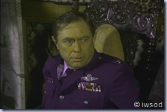 2.15 A RELATIVE SITUATION.avi_002195195