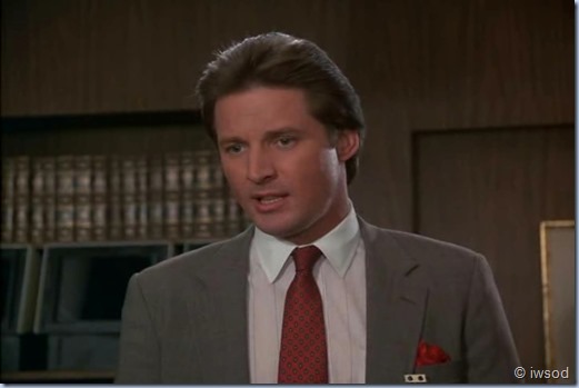 2.17 ODDS ON A DEAD PIGEON.avi_001140306