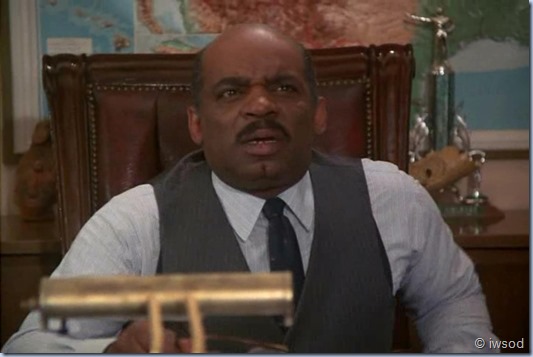 2.17 ODDS ON A DEAD PIGEON.avi_001142308