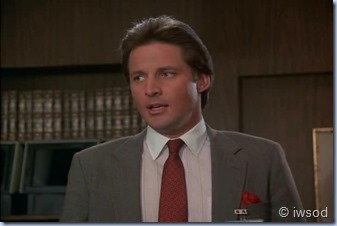 2.17 ODDS ON A DEAD PIGEON.avi_001143309