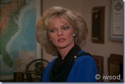 2.17 ODDS ON A DEAD PIGEON.avi_001156322