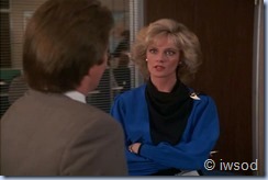 2.17 ODDS ON A DEAD PIGEON.avi_001184851