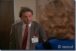 2.17 ODDS ON A DEAD PIGEON.avi_001186353