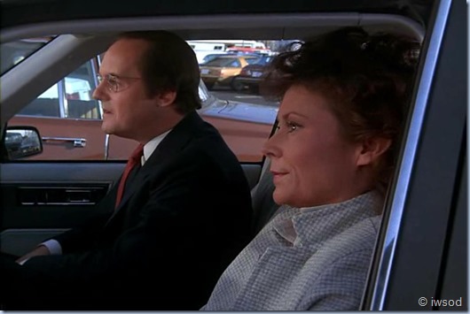 2.17 ODDS ON A DEAD PIGEON.avi_001871538