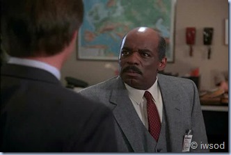 2.17 ODDS ON A DEAD PIGEON.avi_001985151