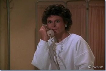 2.17 ODDS ON A DEAD PIGEON.avi_002125191