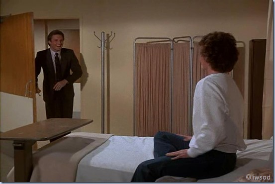 2.17 ODDS ON A DEAD PIGEON.avi_002281848