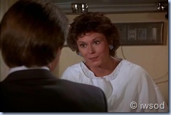 2.17 ODDS ON A DEAD PIGEON.avi_002316383