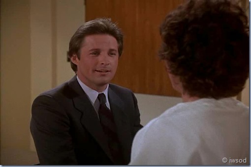 2.17 ODDS ON A DEAD PIGEON.avi_002316883