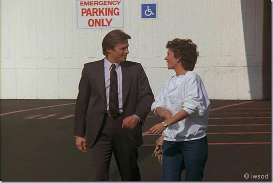 2.17 ODDS ON A DEAD PIGEON.avi_002361428