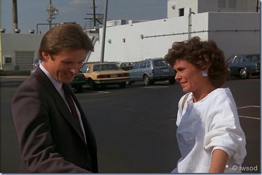 2.17 ODDS ON A DEAD PIGEON.avi_002374941