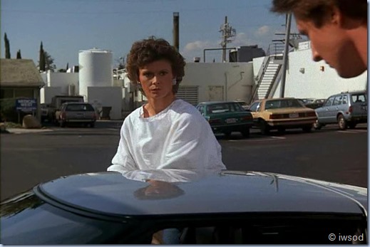 2.17 ODDS ON A DEAD PIGEON.avi_002422989