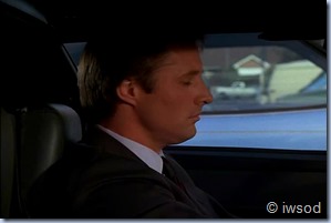 2.17 ODDS ON A DEAD PIGEON.avi_002470403