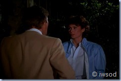 2.23 VIGILANTE MOTHERS.avi_001535402