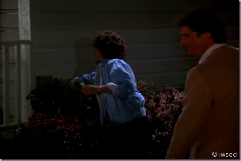 2.23 VIGILANTE MOTHERS.avi_001548515