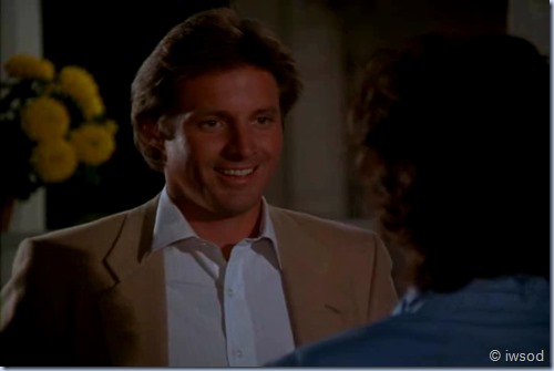 2.23 VIGILANTE MOTHERS.avi_001595061