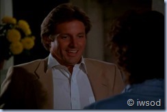 2.23 VIGILANTE MOTHERS.avi_001596262