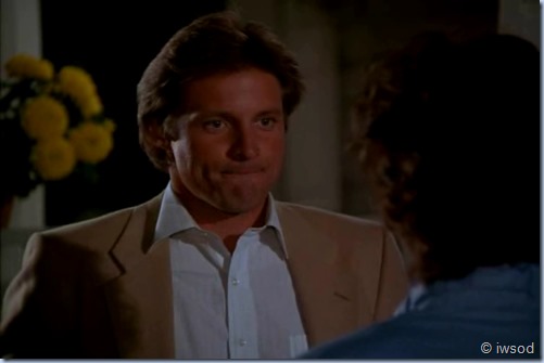 2.23 VIGILANTE MOTHERS.avi_001597764