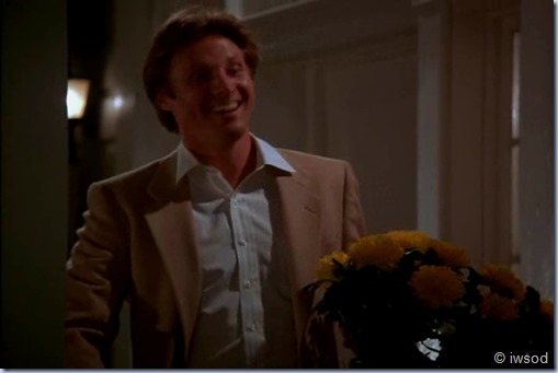 2.23 VIGILANTE MOTHERS.avi_001634401