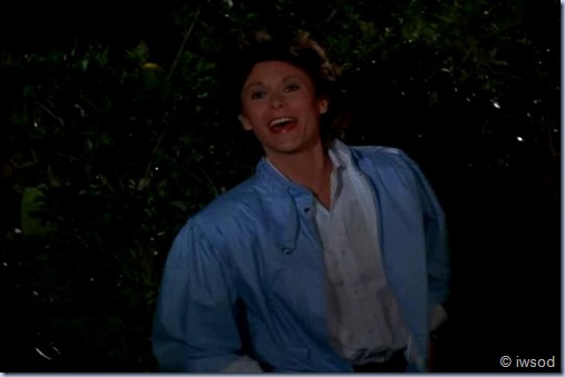 2.23 VIGILANTE MOTHERS.avi_001640373