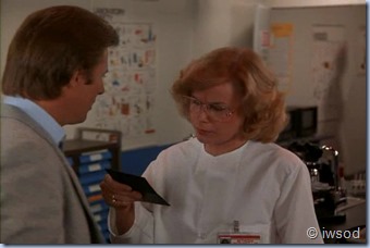 2.23 VIGILANTE MOTHERS.avi_001978211