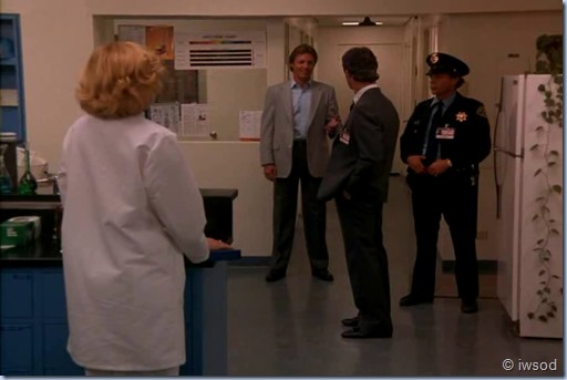 2.23 VIGILANTE MOTHERS.avi_002134367