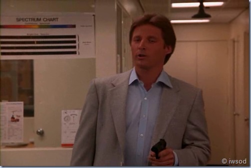 2.23 VIGILANTE MOTHERS.avi_002149382