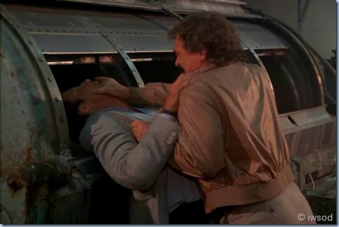 2.23 VIGILANTE MOTHERS.avi_002643043