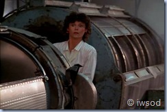 2.23 VIGILANTE MOTHERS.avi_002673406